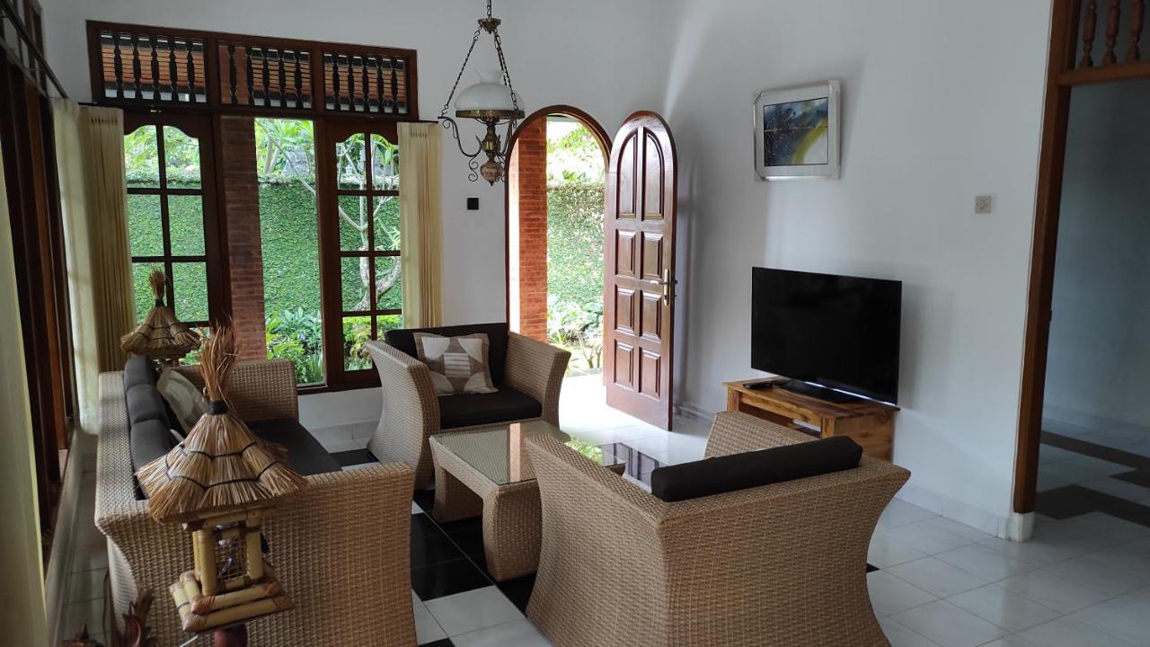Keyani Bungalows Lovina Exterior photo