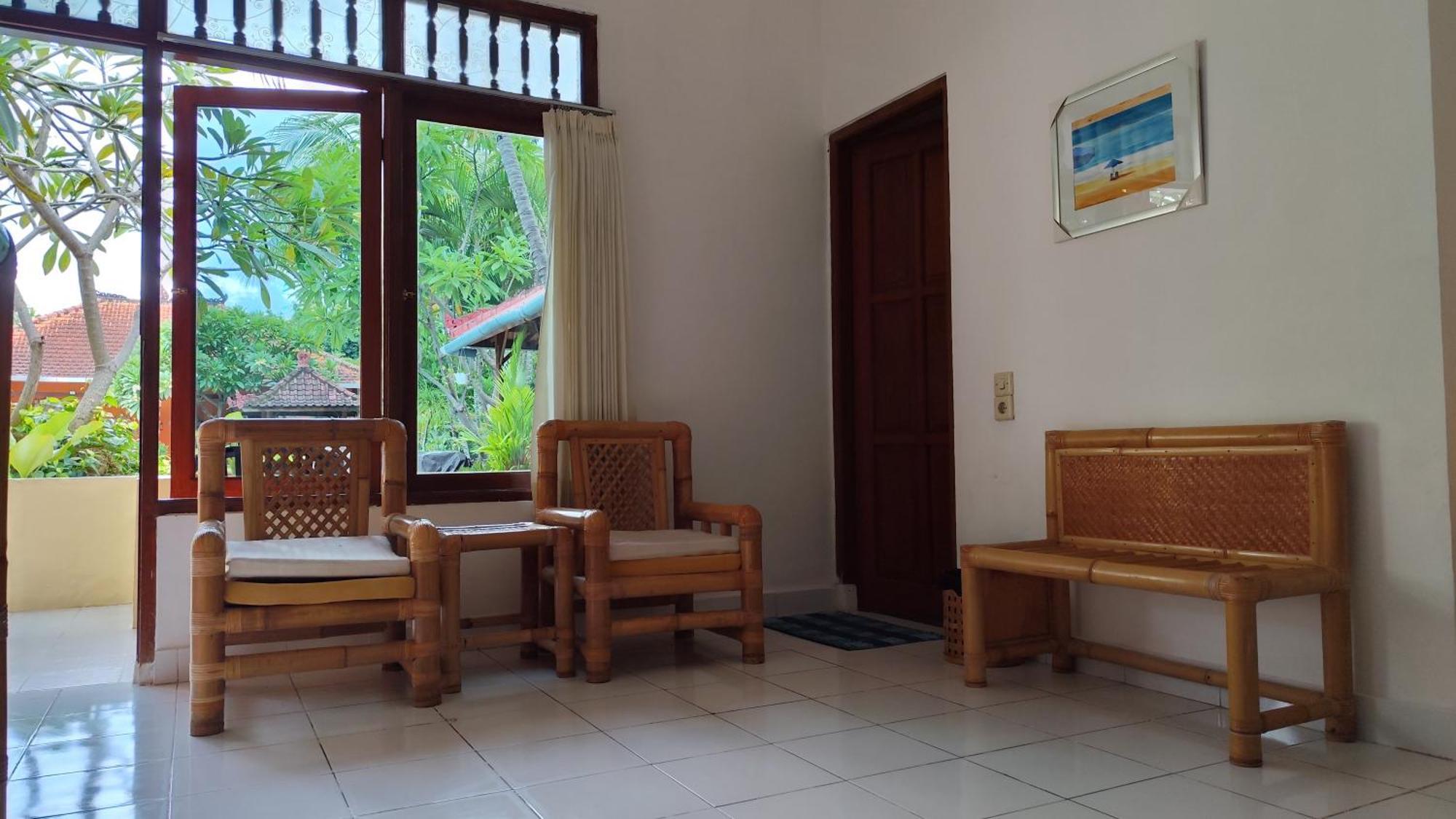 Keyani Bungalows Lovina Room photo