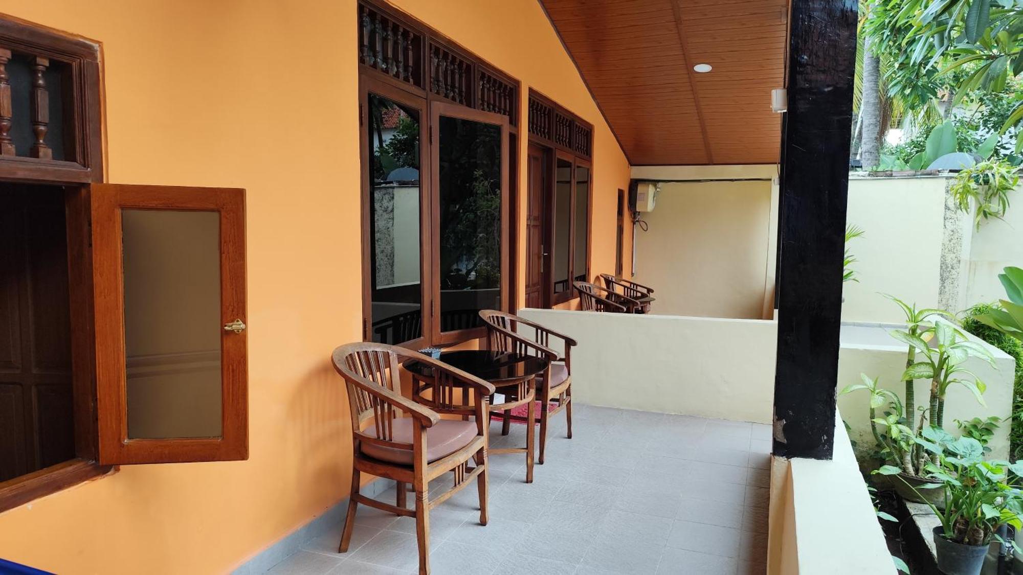 Keyani Bungalows Lovina Room photo
